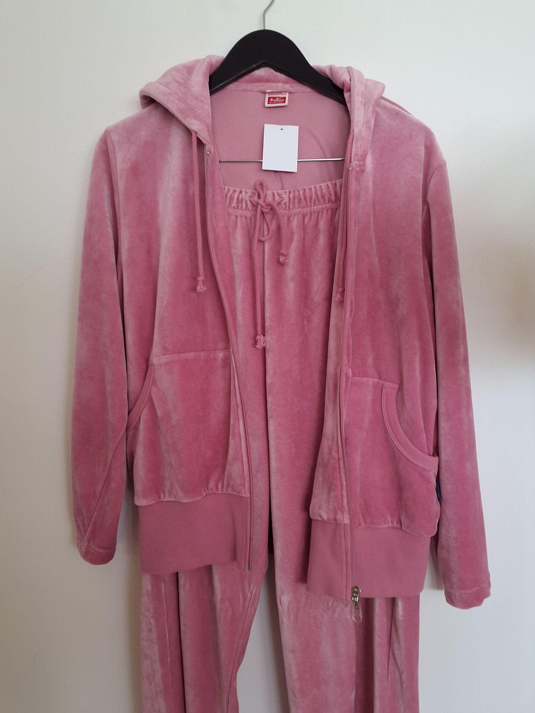Triumph Bukser og sweater